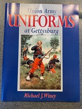 Union Army Uniforms at Gettysburg by Michael J. Winey (1998, Trade Paperback)