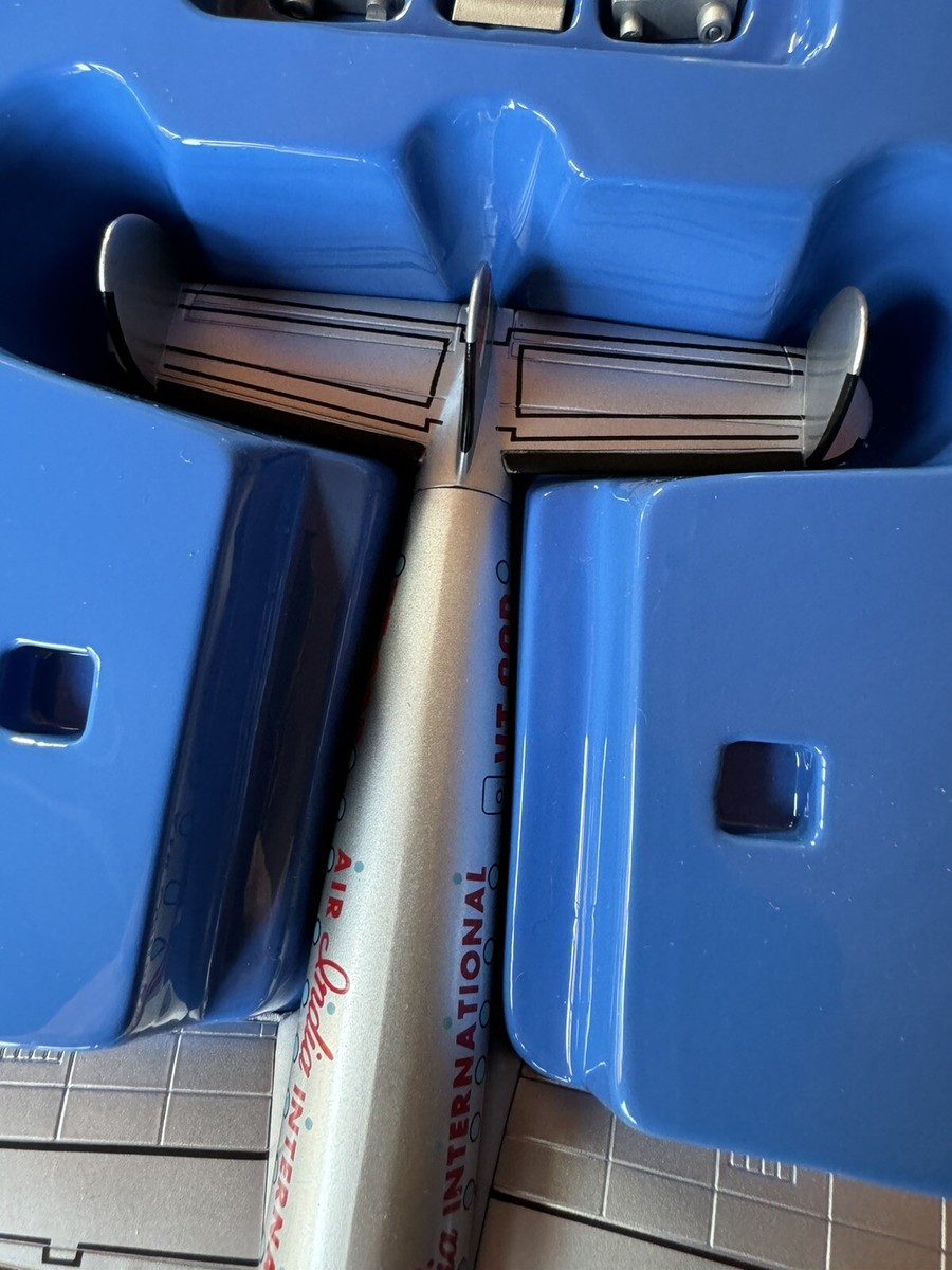 Lockhead Constellation - Air India 50th Anniversary, 1:144