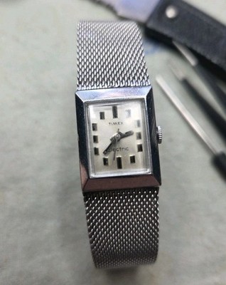 Vtg 1977 Timex Electric 18mm Women's Watch Silver Mesh Bracelet Runs 80250-06974