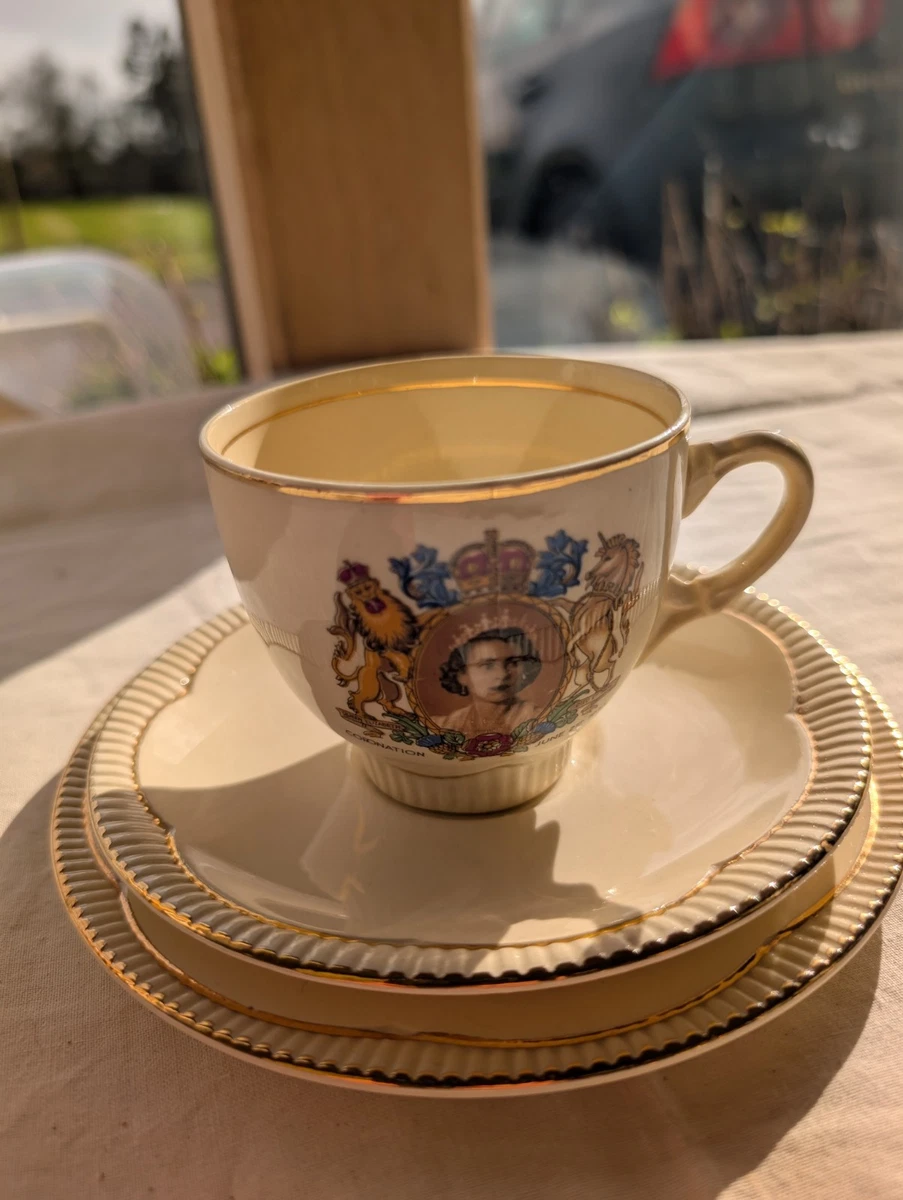 Clarice Cliff Pottery Cups&Saucers for sale | eBay UK