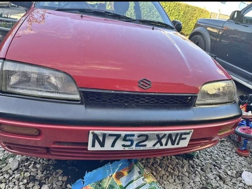 Suzuki Swift 1ltr 1995 spares or repair - Picture 1 of 13