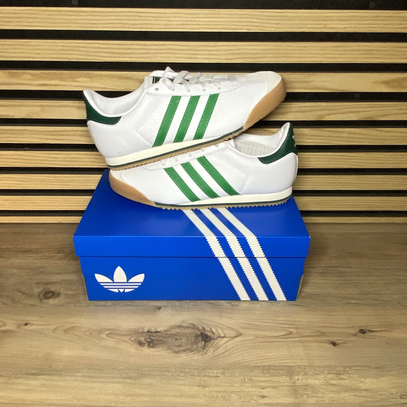 Zapatillas Adidas K 74 Blanco/Verde/Verde Colegial - JP9638 - Totalmente Nuevas PVP £90