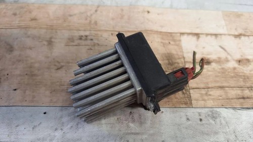 AUDI A6 Avant 4F5, C6 Blower Fan Relay 4B0820521 19.00 Diesel 2003 33995541