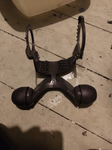 DC40 Radständer Stabilisator aufrecht gebraucht Montage Original Dyson Teil Hinterräder