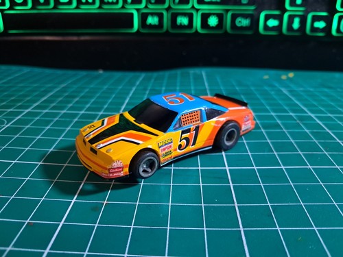 Rokar/Life-Like Slot Car HO Scale 1:64 
