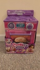 BUNNY Cookeez Makery Cinnamon Treatz Pink Oven, Scented, Ages 5