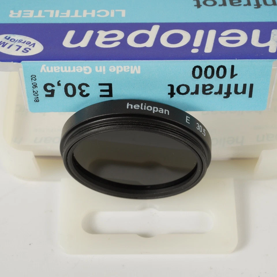 Heliopan E 30.5mm Infrared RG 1000 Filter - Image 4 of 4