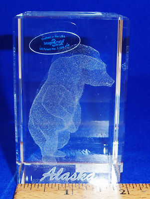 IMAGE 3 CRYSTAL BLOCK BY JAFFA WITH 3D INNER IMAGE-GRIZZLY BEAR W/ETCHED ALASKA