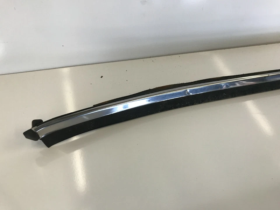 Datsun 1979-1983 280ZX Tür Rand Mit Wischer Links Fahrer (Coupe) - Bild 2 von 4