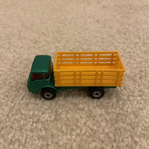 Matchbox Green Cab Dodge 3" Diecast Toy Cattle Truck No.71 Superfast Lesney 1976 - Picture 2 of 13