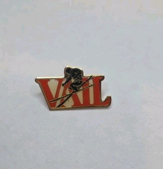 VAIL Skiing Ski Pin Badge COLORADO Resort Souvenir Travel Lapel