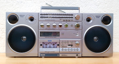 GHETTOBLASTER  PHILIPS  D  8614 / 00   HiFi  STEREO RADIO RECORDER