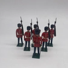 Vintage Tradition Northumberland Fusiliers Set Of 6 Metal Toy Soldiers