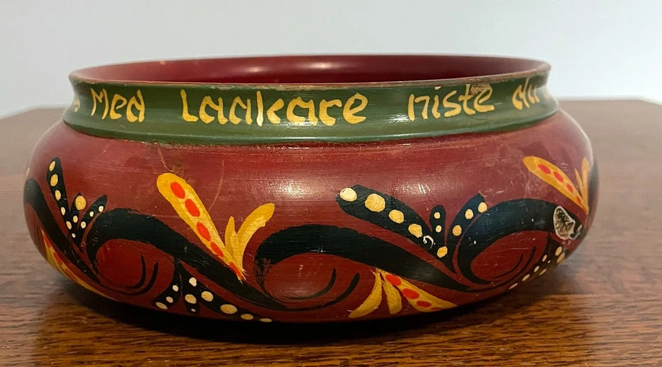 Винтажная норвежская деревянная чаша эля «ølbolle» с ручной росписью надписью розмалинг - Изображение 2 из 4
