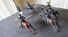 Foto 10 di 13