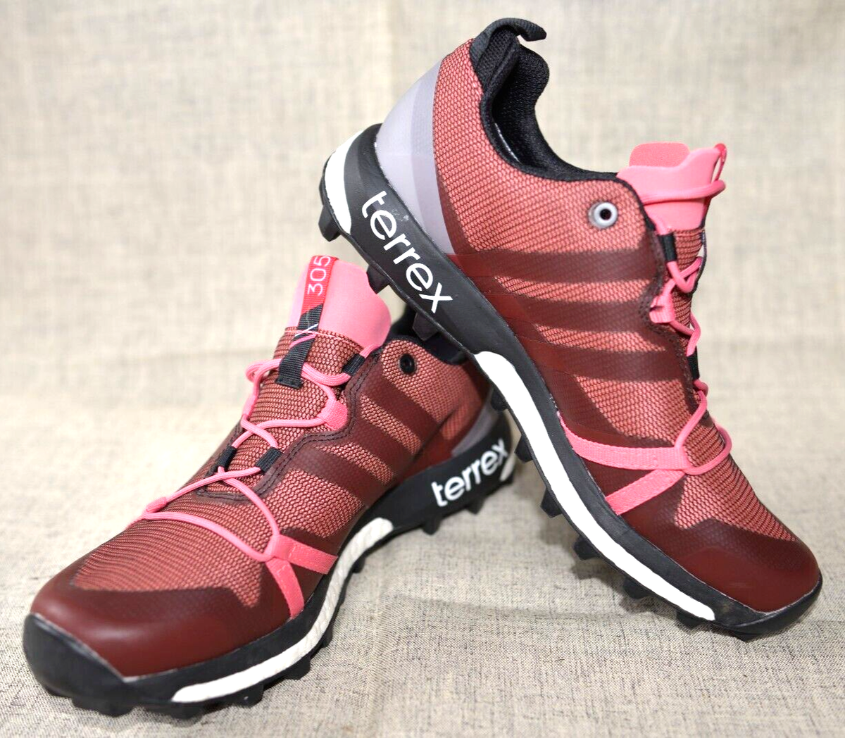 Size adidas Terrex Agravic Boost Gore-Tex Red