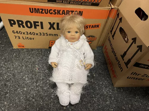 Regina Swialkowski Vinyl Doll 53 Cm. Pot Condition - Picture 1 of 3