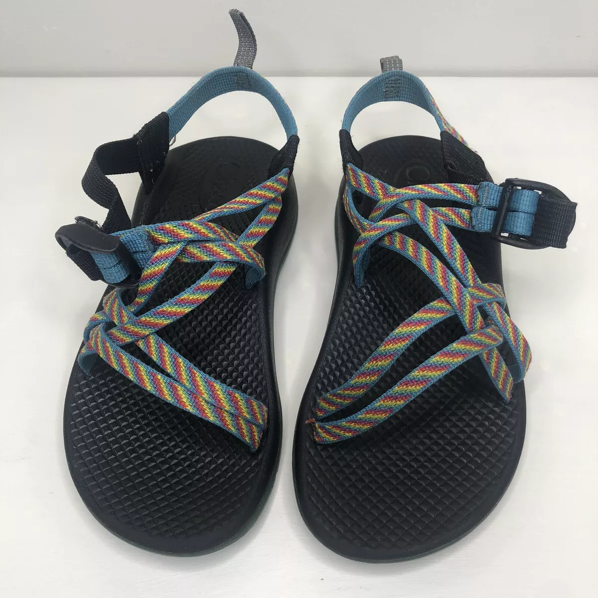 Chacos no toe strap sales