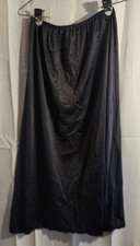 Vintage Vassarette Black Slip Lace Size 32 Bottom Embellishment Back Slit