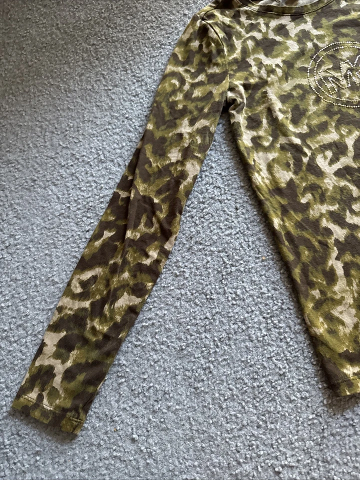 Michael Michael Kors 女式圆领长袖 Camou 印花 Swester M 码 — 第 2/4 张图片