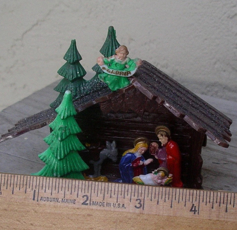 E Vintage Xmas Nativity Set Mini Plastic Glitter Creche Scene Hong Kong Manger - Image 3 of 4