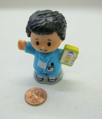New Fisher Price Little People DOCTOR PEDIATRICIAN Physician Doc Dr. X-RAY Man