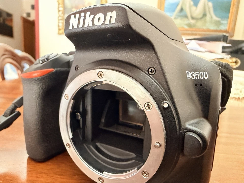 Nikon D3500, foto 2 di 5