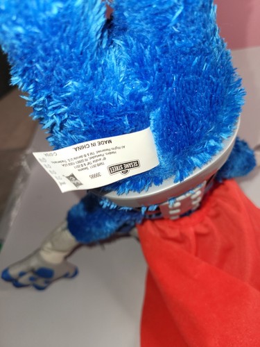 Sesame Street Flying Super Grover 2.0 Interactive Talking Plush Toy Pre-Owned - Picture 9 of 10