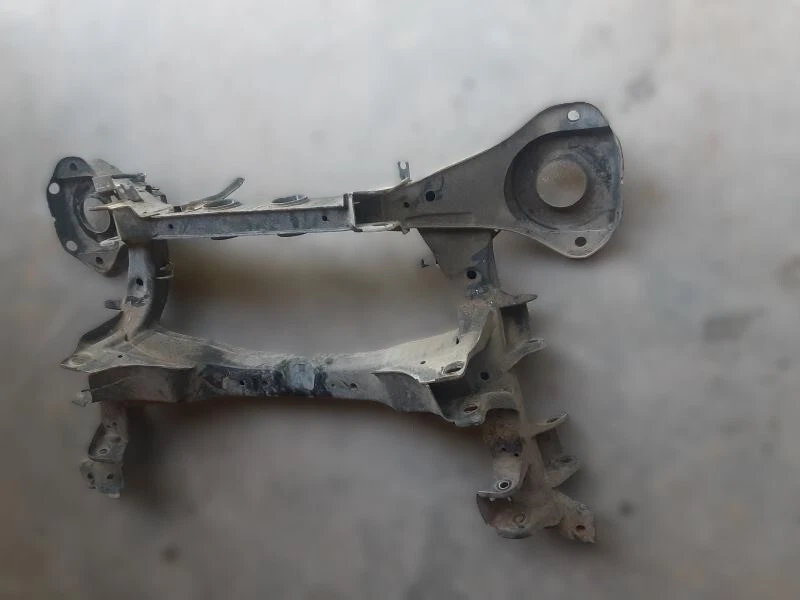 2005-2015 Nissan Armada Infiniti QX56 Engine Cradle Rear Crossmember Assy OEM. - Image 3 of 4