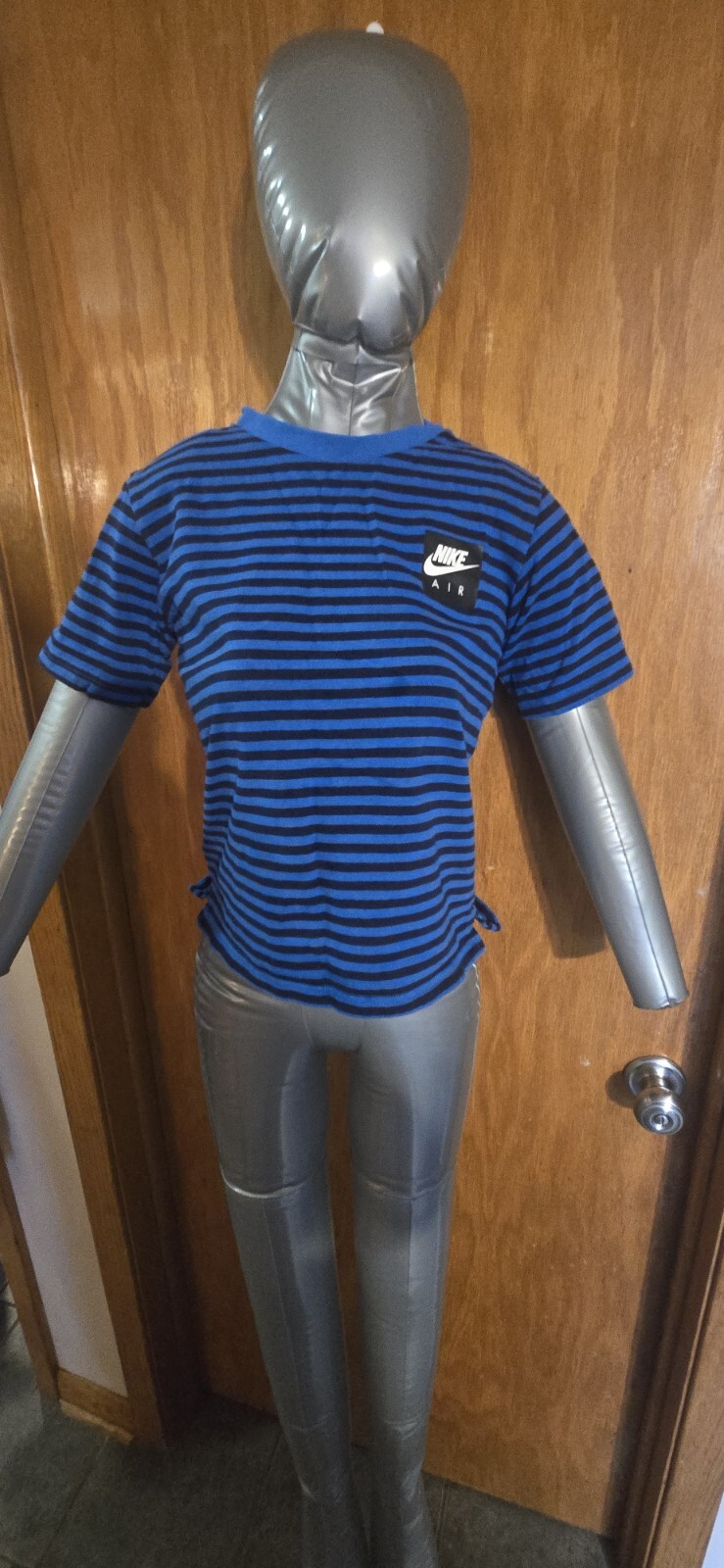Picture 1 of 11
