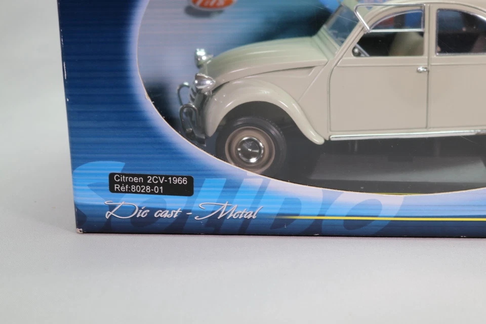 LJ735 SOLIDO PRESTIGE 8028-01 1/18 1/18 Voiture Citroen 2CV 1966 gris - Photo 4/4