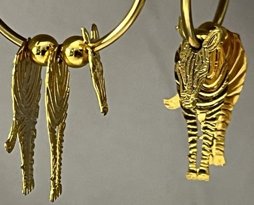 Zebra Dangle Earrings Hoop Gold Tone New - Picture 6 of 10