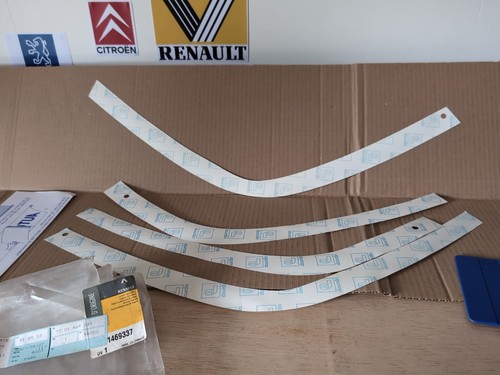 NOS Genuine Renault Megane 1 Coupe Cabriolet Rear Bumper Trim Decals 7701469337 - Picture 5 of 8
