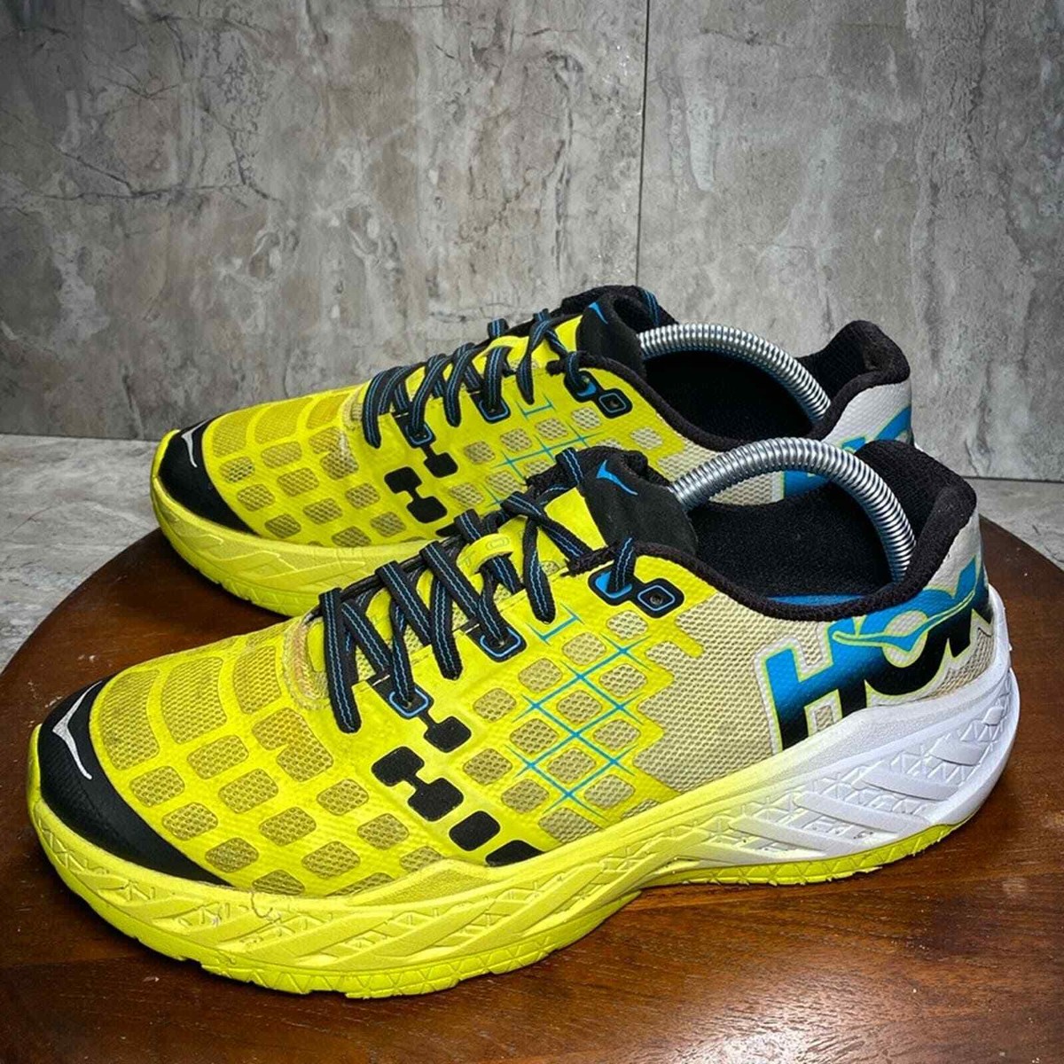 Very nice H shoes size 10.5 Buy Black Nylon Sport Shoes with White Fur Lining – Size 10  main image 3