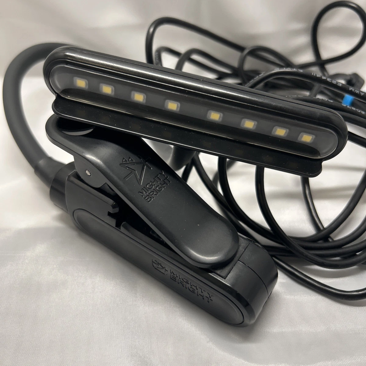 Mighty Bright Ricaricabile 2 LED Clip On Book Light Ricaricabile con
