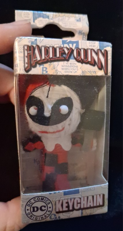 DC COMICS HARLEY QUINN STRING DOLL KEY CHAIN 