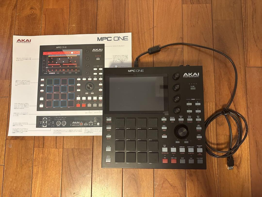 b*j様 AKAI MPC TOUCH MPC Touch Drum Machine Controller with Touch Screen | Akai Pro
