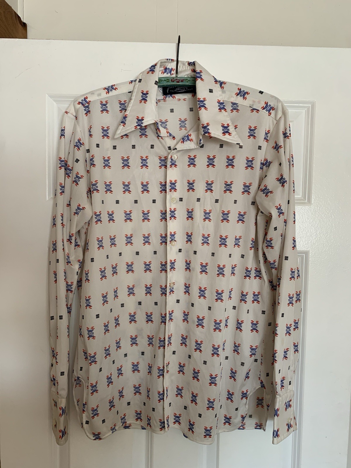 70S Polyester, Givenchy Martini Art, Collared Shirt long sleeve men’s 15 1/2 34