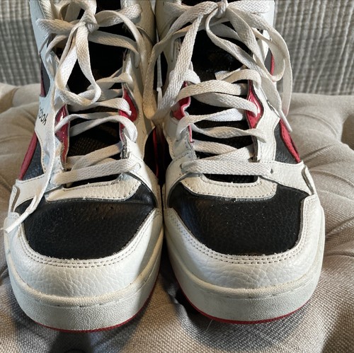Reebok Galaxy1 Mens 11 White Black Red Mid Basketball Shoes Sneakers AR30109 - Picture 9 of 9