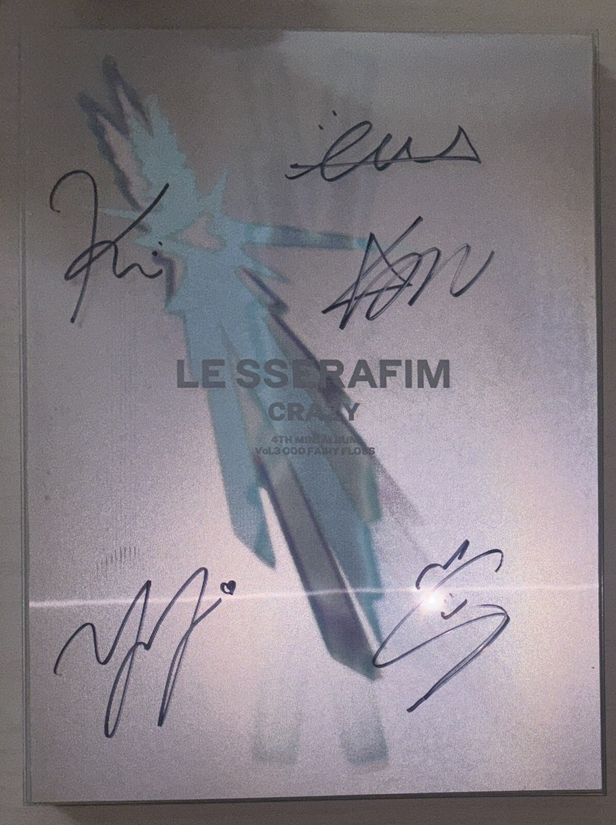 LESSERAFIM サイン入りCD LESSERAFIM CRAZY jp 直筆サイン CD - メルカリ