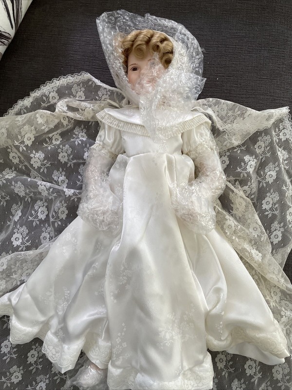 SHIRLEY TEMPLE CURLY TOP BRIDE DANBURY MINT 1991 DOLL 18” New NO BOX