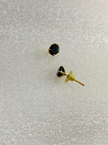 Dainty Classy Black Onyx Oval Faceted Gold Plated Crown Style Mens Studs Earring - Picture 2 of 3