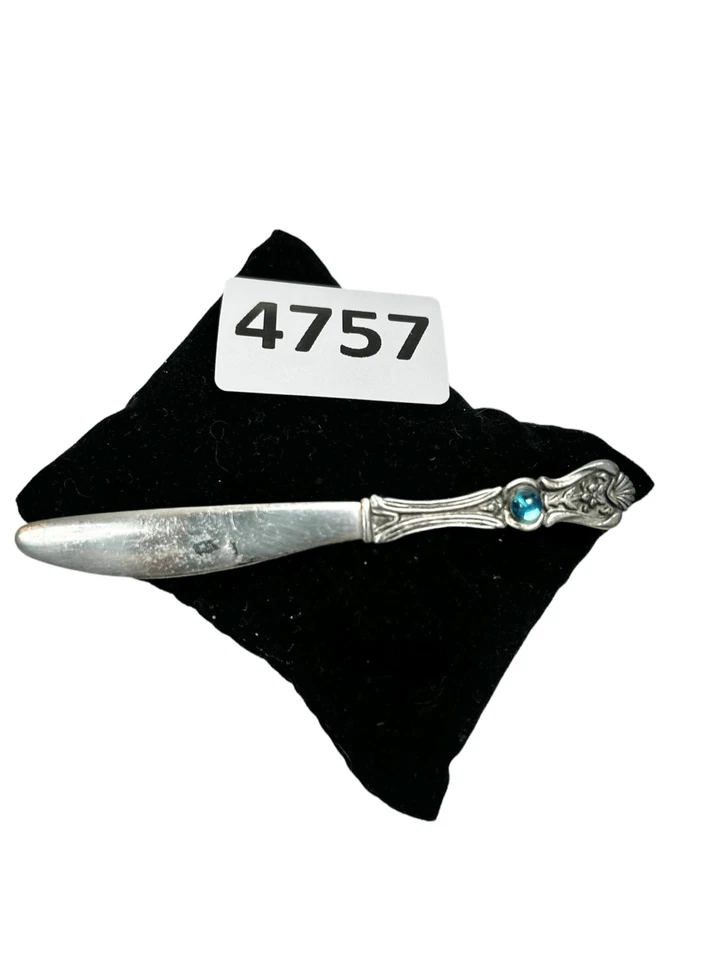 Cuchillo de peltre de plata JJ firmado de colección con broche/pin de piedra Foto 3 de 4