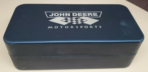 John Deere Motorsports Nascar Platinum Certificate 1/24th scale car - Picture 8 of 8