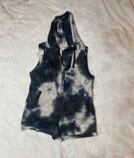 NWT Loveriche blue and white sleeveless tie dye romper