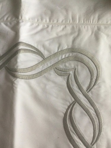 PRATESI CLASSIC CHAIN EMBROIDERY 1 STANDARD SHAM ANGEL SKIN WHITE SILVER ITALY - Picture 3 of 5
