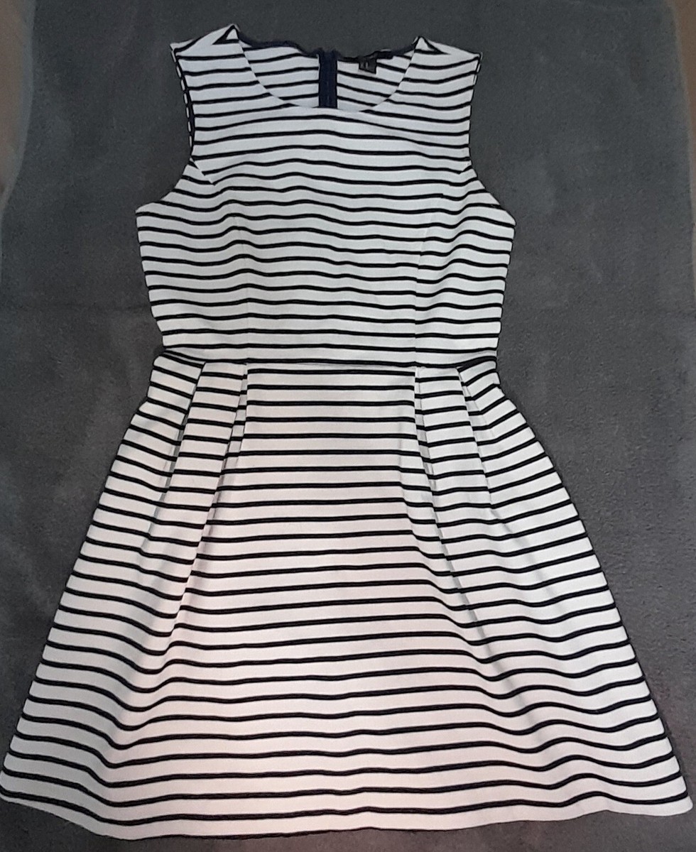 forever 21 striped mini dress Forever 21 Ribbed Multicolor Striped Sweater Maxi Dress Forever 21 Striped Mini Dress Forever 21 Dark Green
