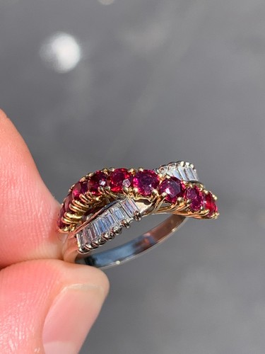 18ct gold diamond natural ruby ring vintage 4.7 grams - Picture 2 of 7