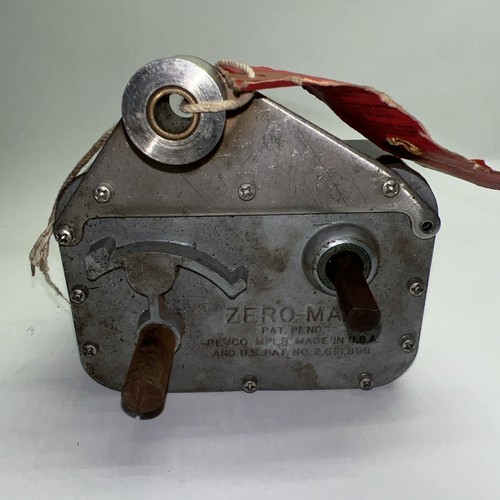 Zero-Max I42X Adjustable Speed Drive, Type CW, 20lbs Torgue, 0-1/4 input - Picture 1 of 8