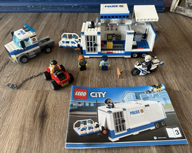 **VERY NICE** LEGO CITY:  Mobile Police Command Center (60139)--COMPLETE